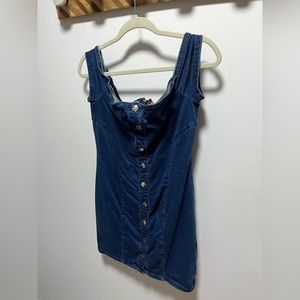 NEVER WORN: Guess jean off the shoulder mini dress